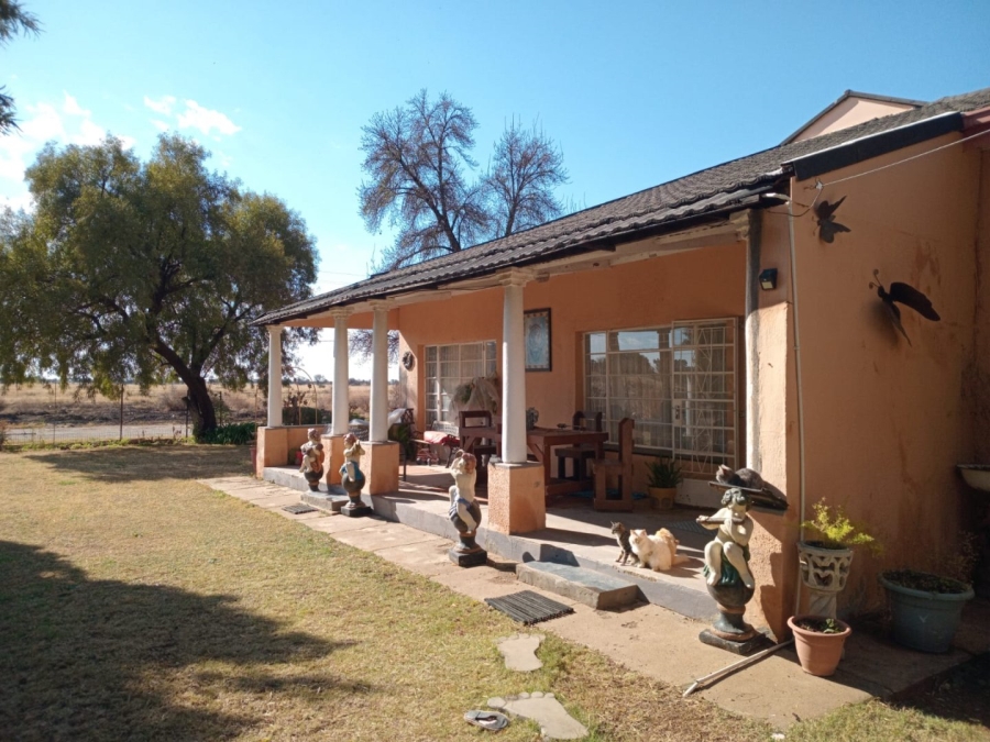 4 Bedroom Property for Sale in Christiana North West